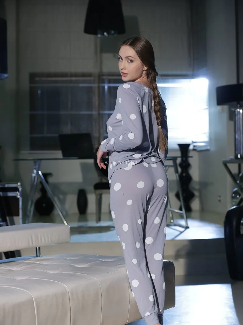 ꧁24×7꧂ Call Girl in Sector 120 Noida ✦9266587074 ✦Escorts Service