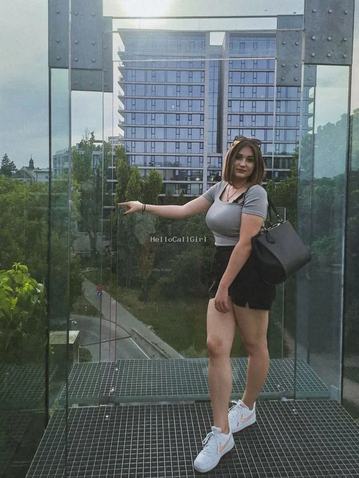 Call Girls In Karol Bagh 9643097474 Sevice Delhi-100% Available 24*7