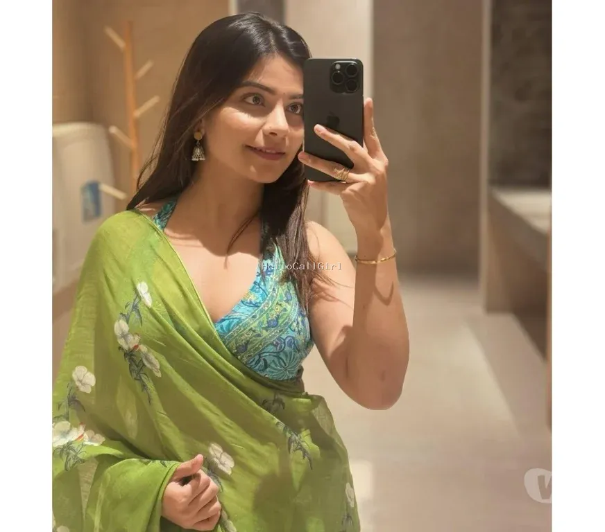 dwarka airport Russian Indian Call Girls 9667✓43✓3484 Escort 69 dwarka airport Delhi