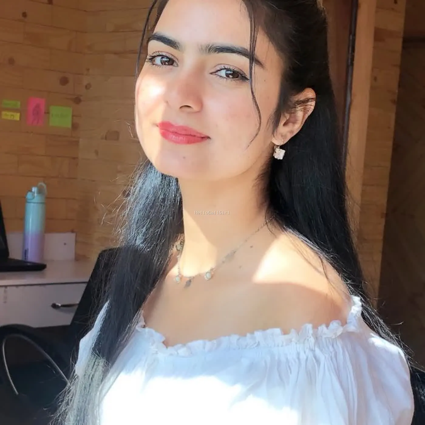 +919560499215 Real Call Girls In Noida Sector 122 Enjoy Female Escort Service