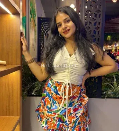 Top model  𝟵𝟯𝟬𝟰𝟲𝟭𝟱𝟭𝟮𝟳 college call girl service available  in