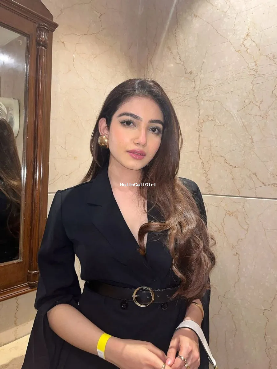 Aerocity delhi Russian Indian Call Girls 9667✓43✓3484 Escort 69 Aerocity Delhi Aerocity