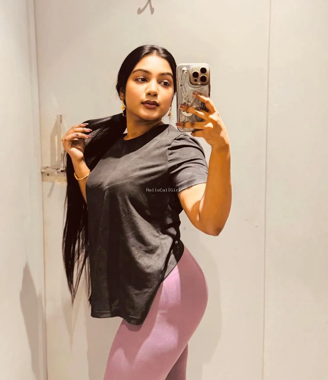Late-Night Call Girls in Hotel Oxygen Bloom Noida – Delhi Escorts Service 9220592151