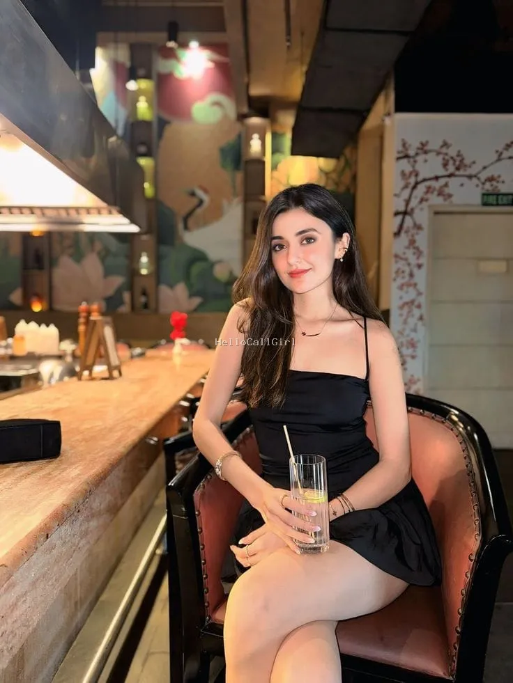 Late-Night Call Girls in Hauz Khas (Delhi) – Delhi Escorts Service 9220592151