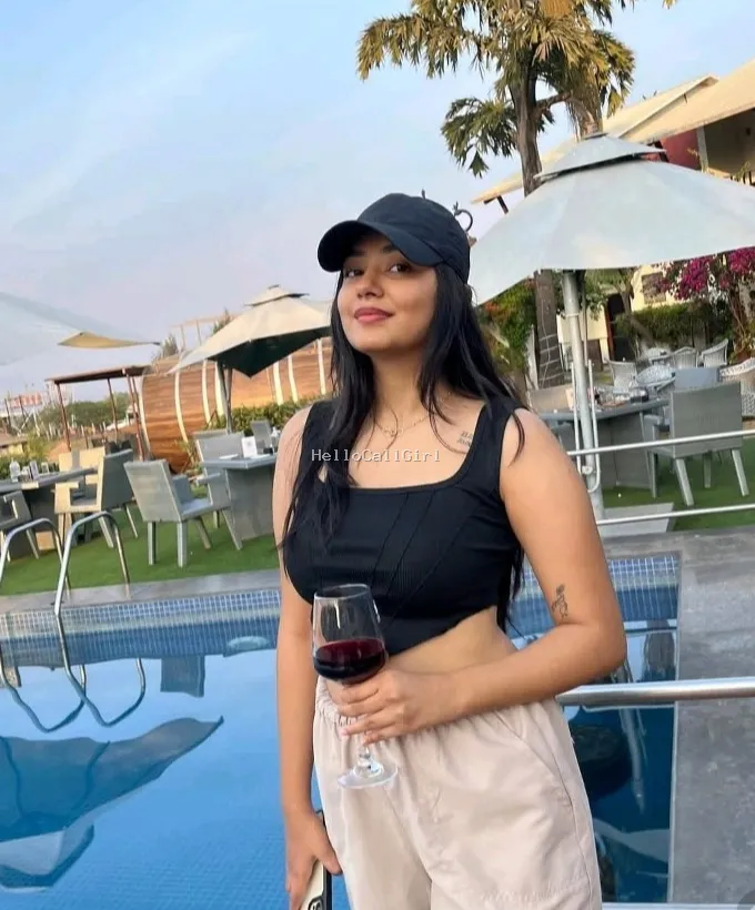 Call 𝟗𝟗𝟏𝟏𝟎𝟎𝟕𝟑𝟎𝟒 Girls in Noida Gaur City independent Female