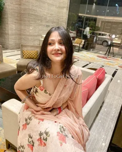 Raipur Top model  𝟵𝟯𝟬𝟰𝟲𝟭𝟱𝟭𝟮𝟳 college call girl service available  in