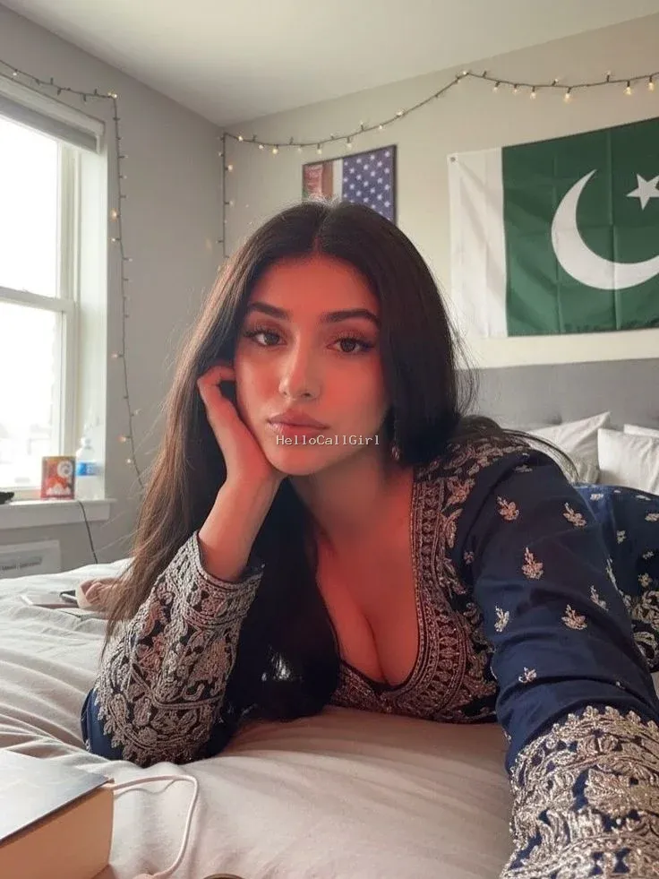 Sushma Call Girls Arpora Goa  9319099832 Call Girls .