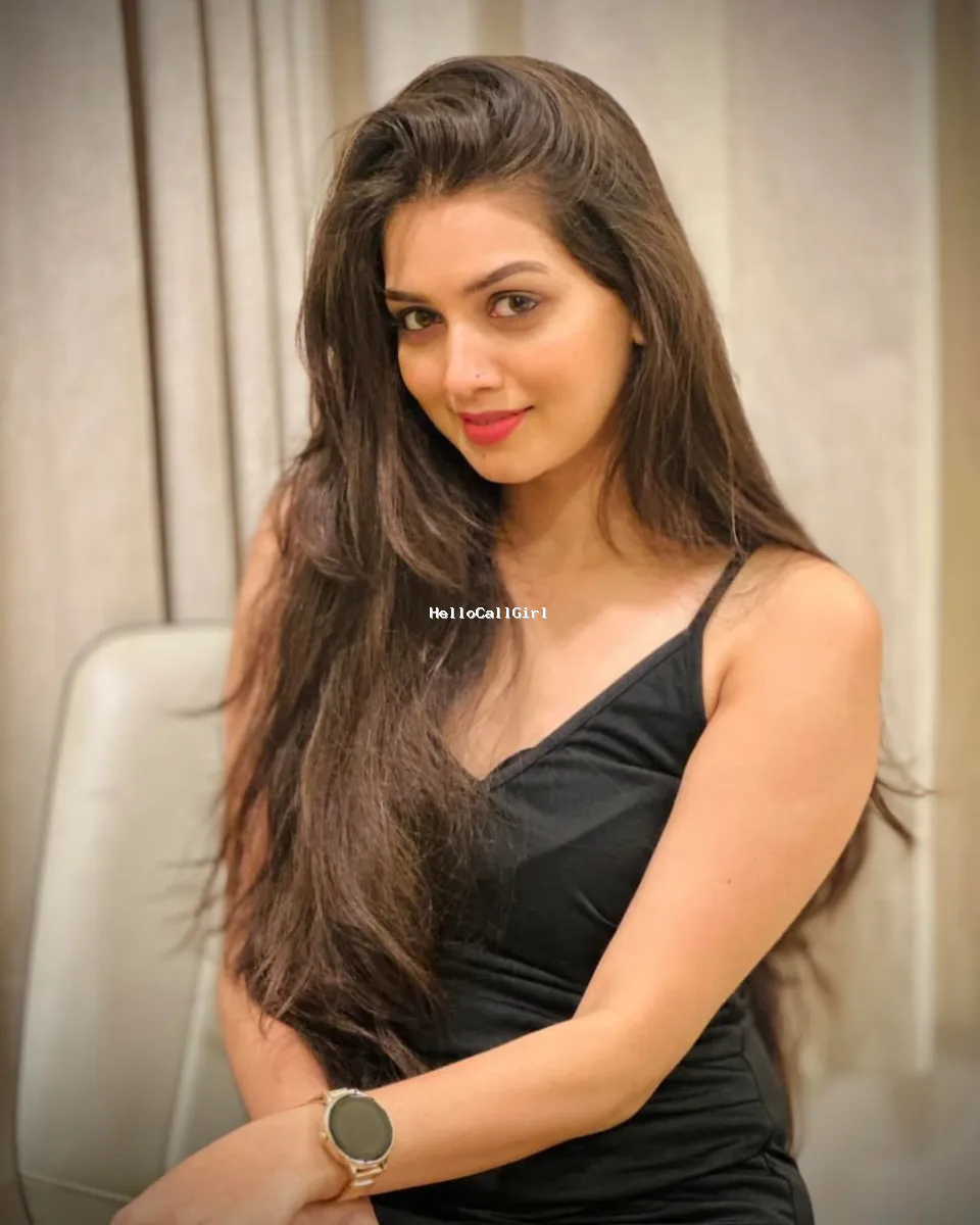 dwarka airport Russian Indian Call Girls 9667✓43✓3484 Escort 69 dwarka airport Delhi