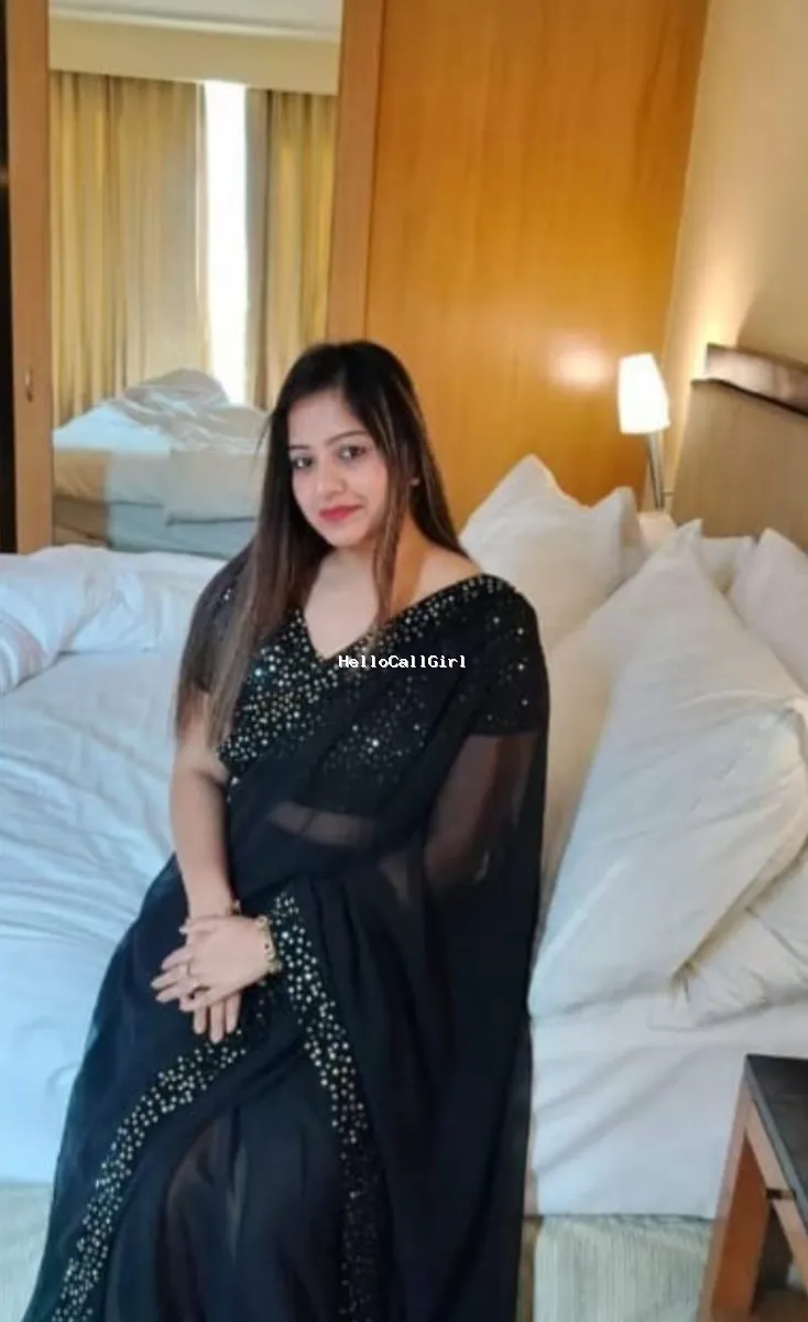Call 𝟗𝟗𝟏𝟏𝟎𝟎𝟕𝟑𝟎𝟒 Girls in Noida Gaur City independent Female