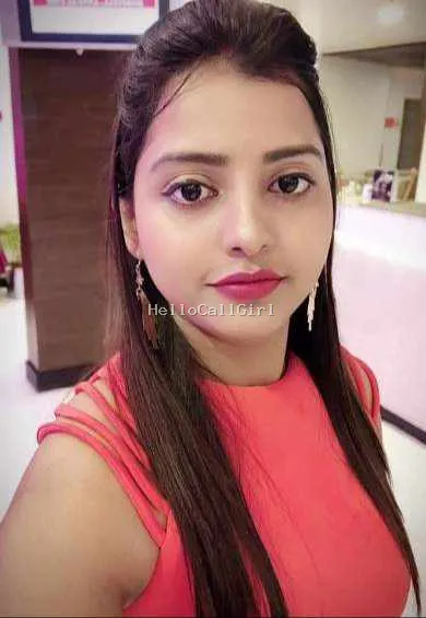 Top model  𝟵𝟯𝟬𝟰𝟲𝟭𝟱𝟭𝟮𝟳 college call girl service available  in